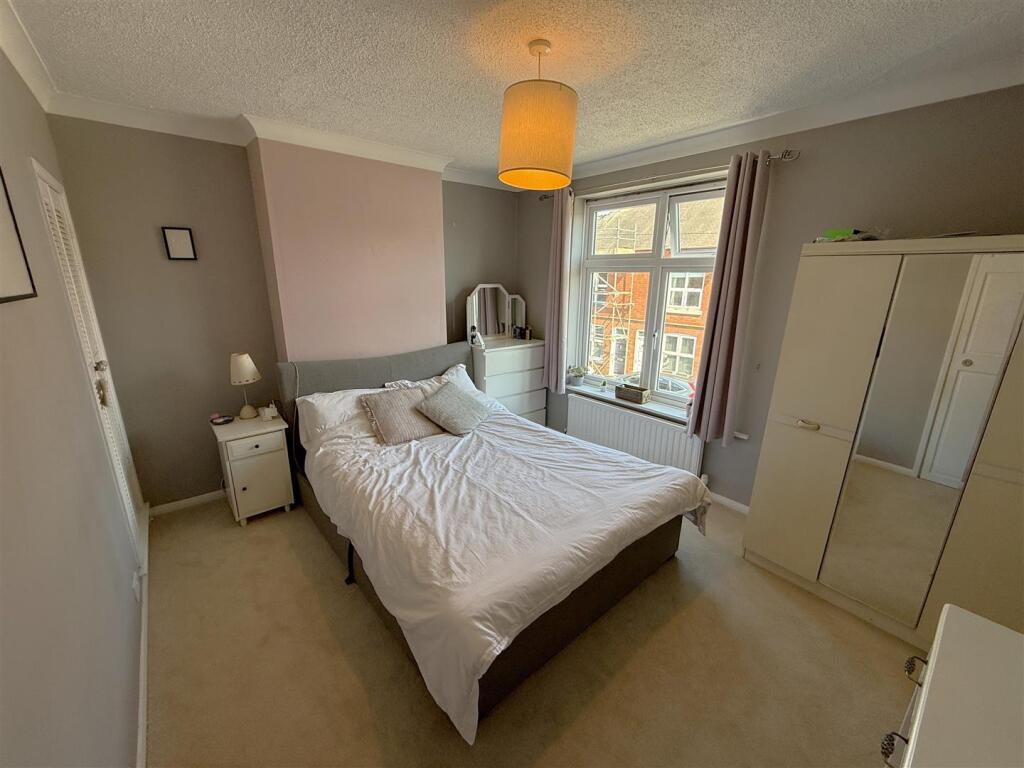 Bedroom 1A.JPG