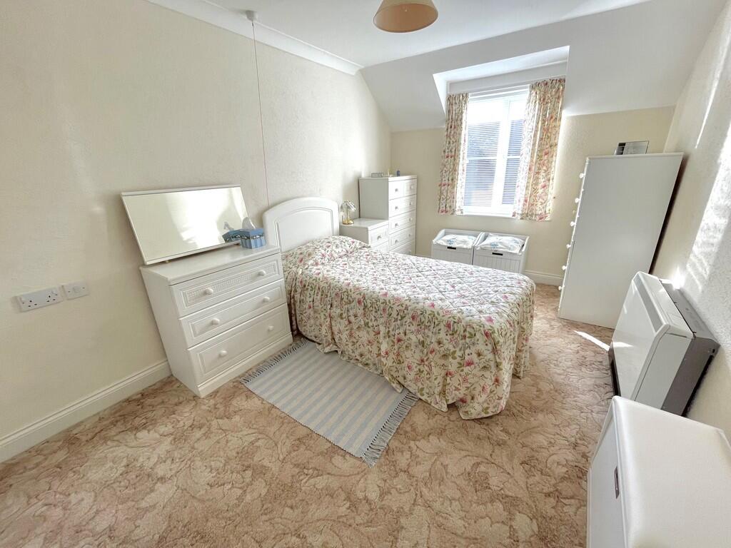 27 Pegasus Court ...