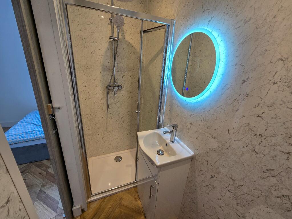 WhatsApp Image 2025-08-20 at 14.25.43.jpeg