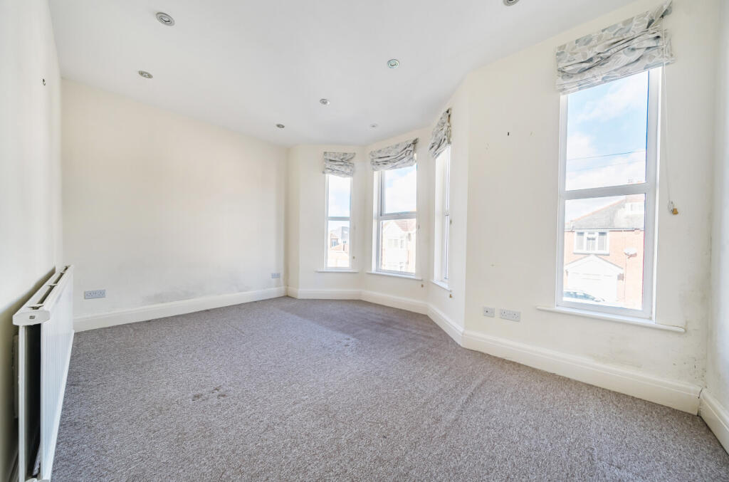 1342836-12-68bab8...