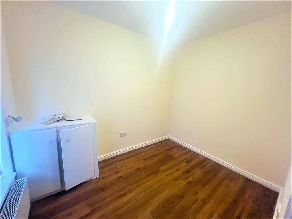 WhatsApp Image 2025-01-27 at 15.21.13 (1).jpeg