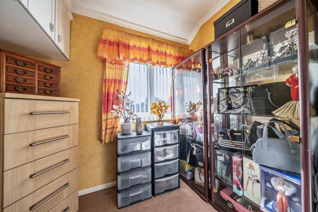 1331276-7-688ba49e8f832