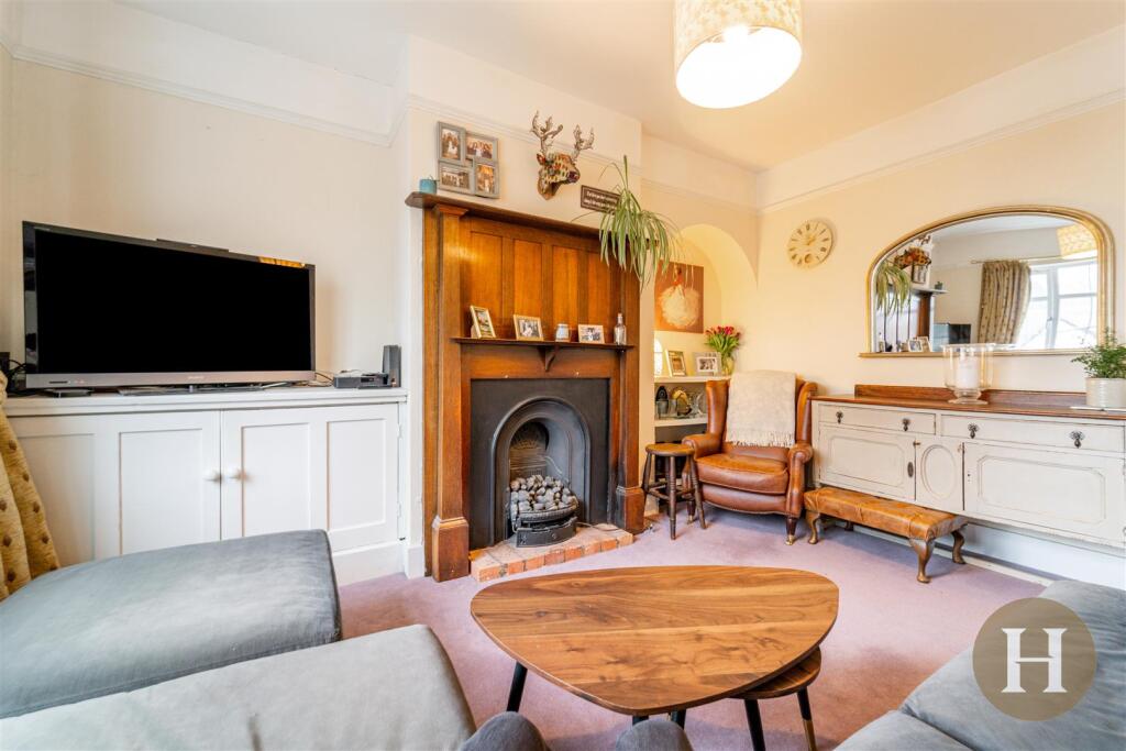 Hadleigh Estate Agents-10.jpg