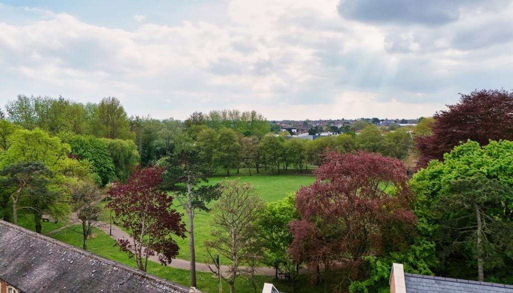 gallery_Courtfield-Gardens-Trowbridge-plot-12-view