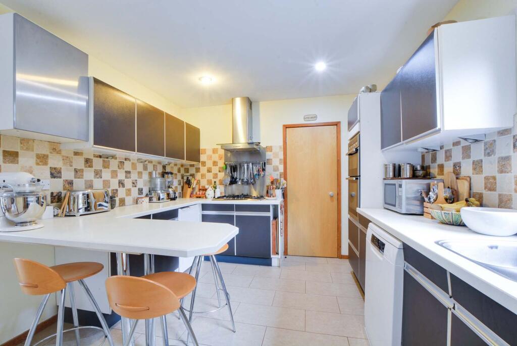 Breakfast Kitchen
