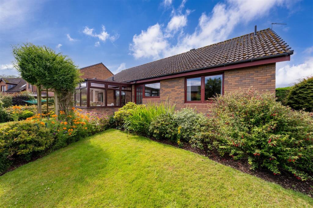 1 hendersyde park-17.jpg