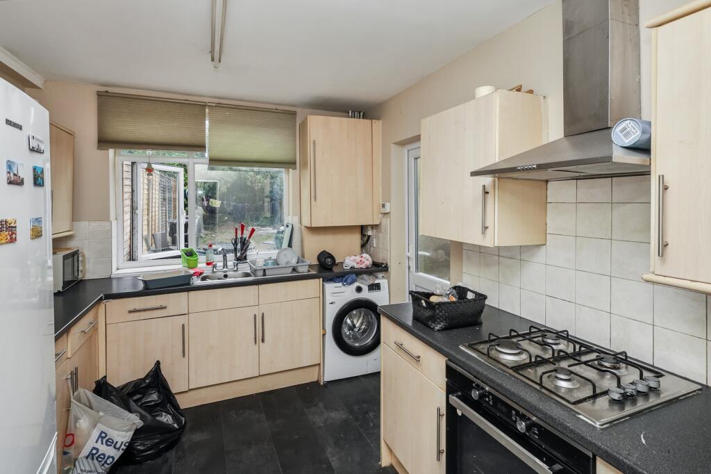 283 Church Road, Leyton, London, E10 7BQ