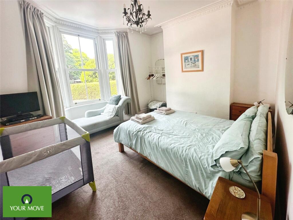 Main Bedroom