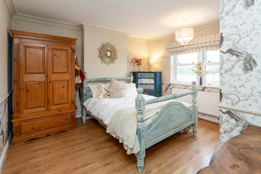 Bedroom 1a