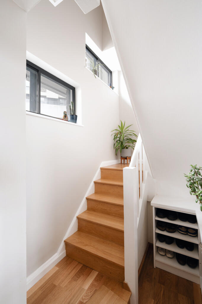 324230 - MP06345.jpg