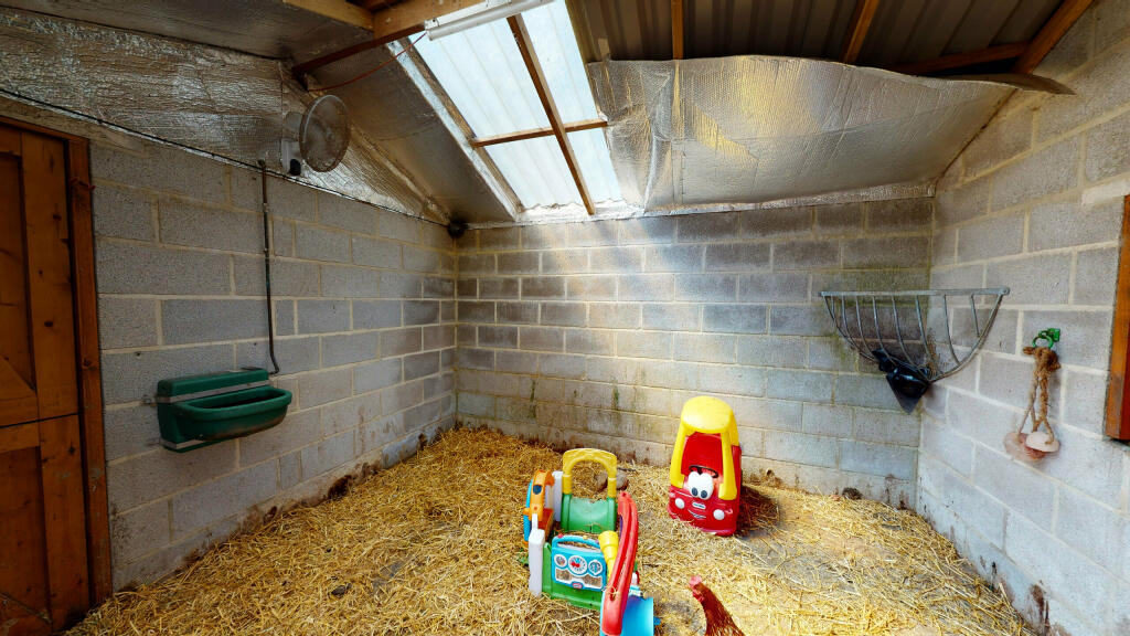 Intake-Gate-Farm-Hawksworth-06282022_111739