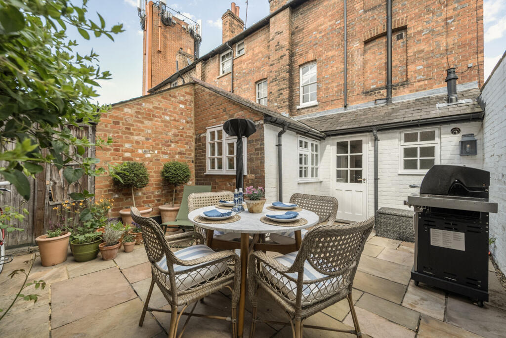 1294945-27-682b4f...