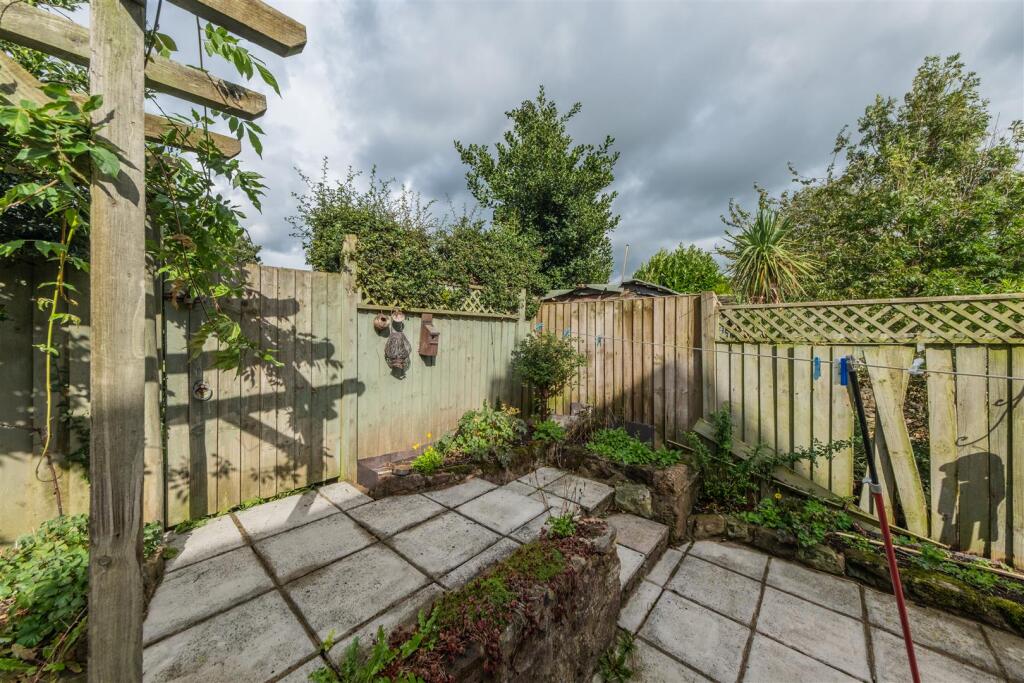 9 Eaton Road-022.jpg