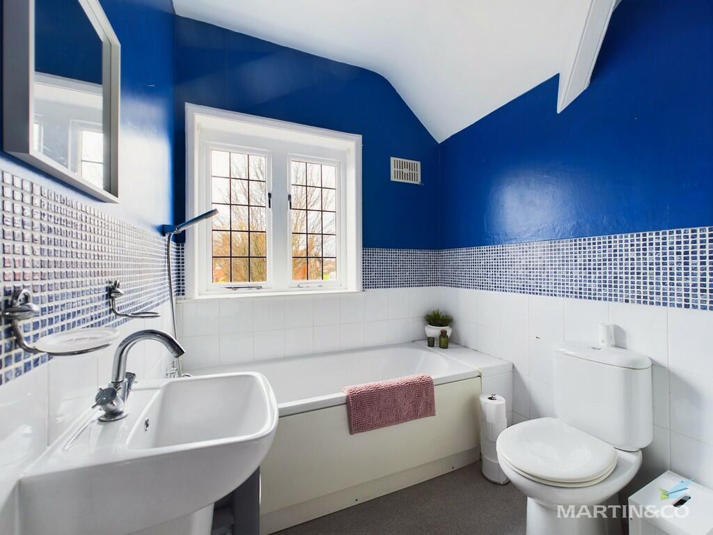 CAM03111G0-PR0244...