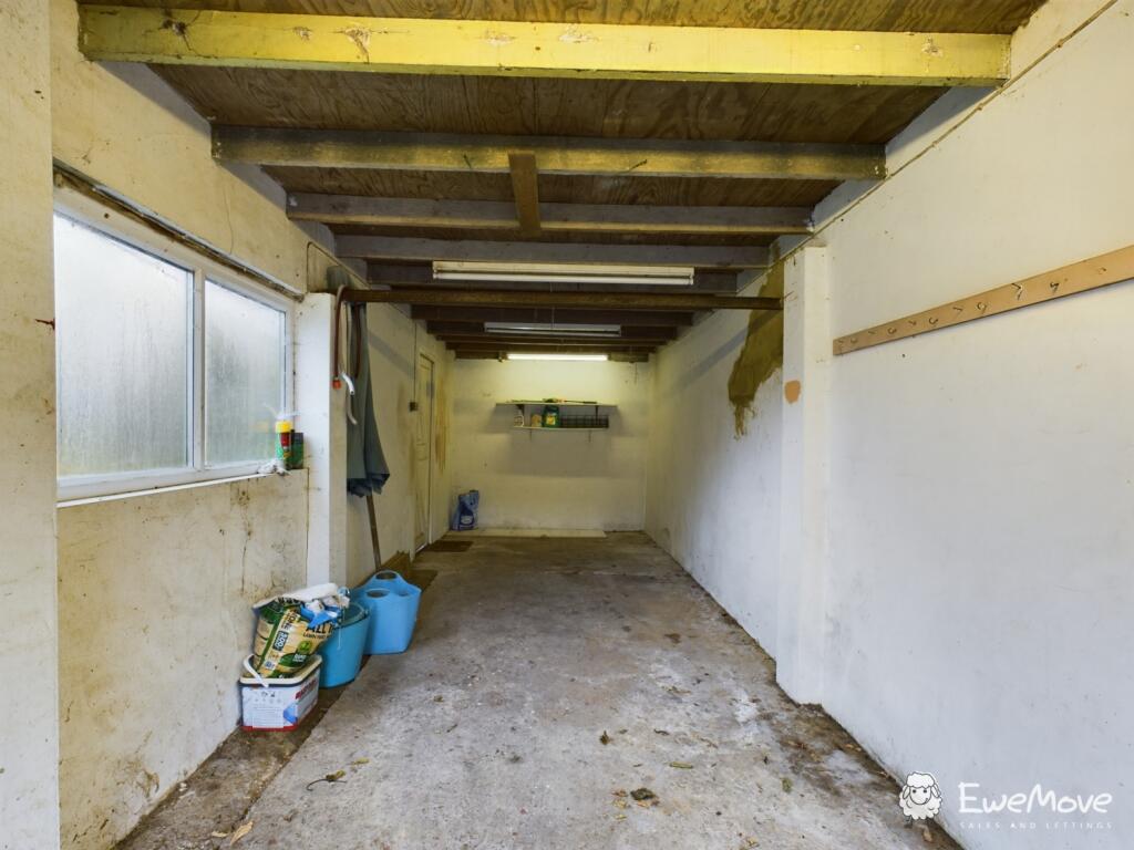 CAM02899G0-PR0045-STILL018