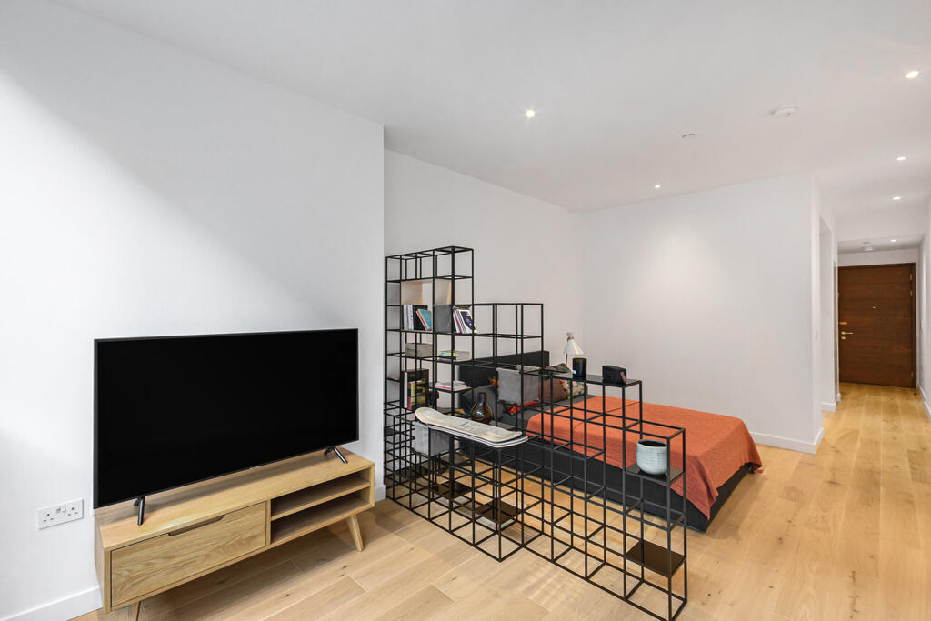 N1.10- Studio pics (3).jpg