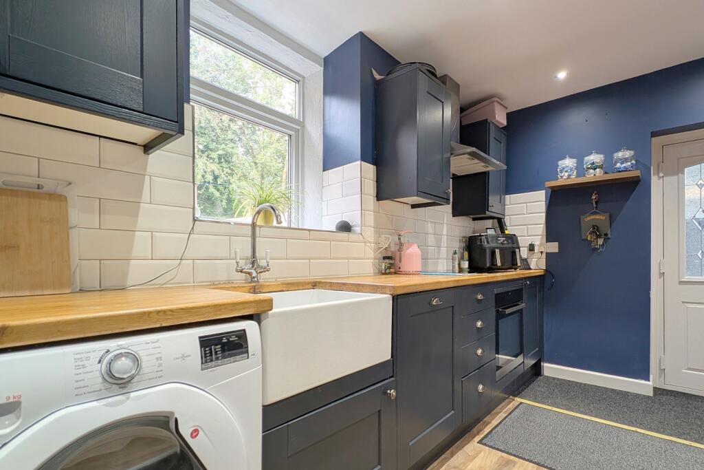 12 Mount Pleasant Ewemove Brighouse (24)