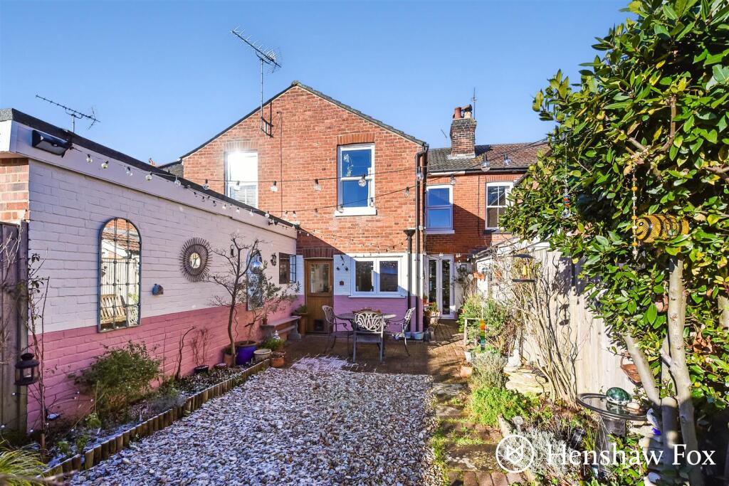 Ph2_6348509 - Copy.jpg