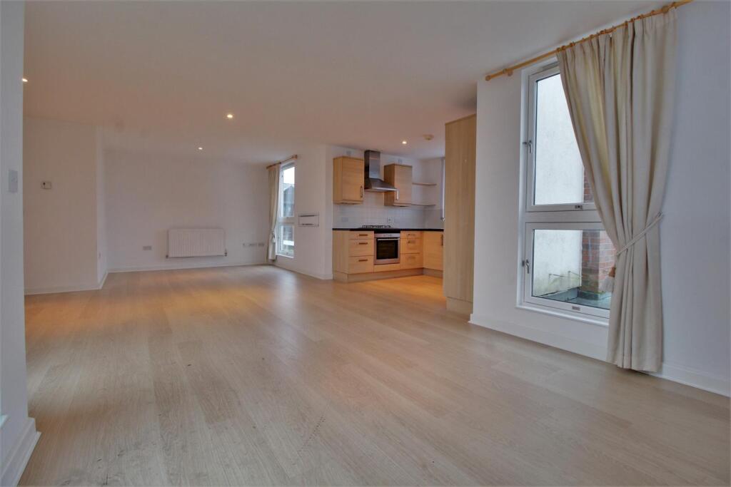 Open Plan Kitchen/Living