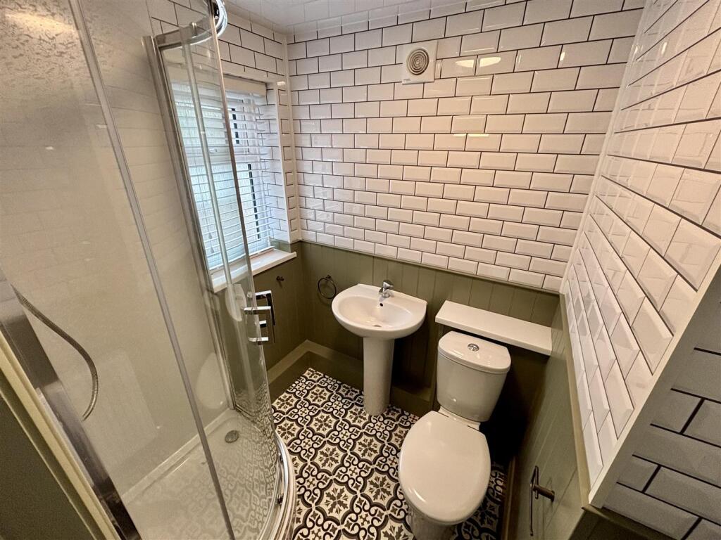 Shower Room/WC