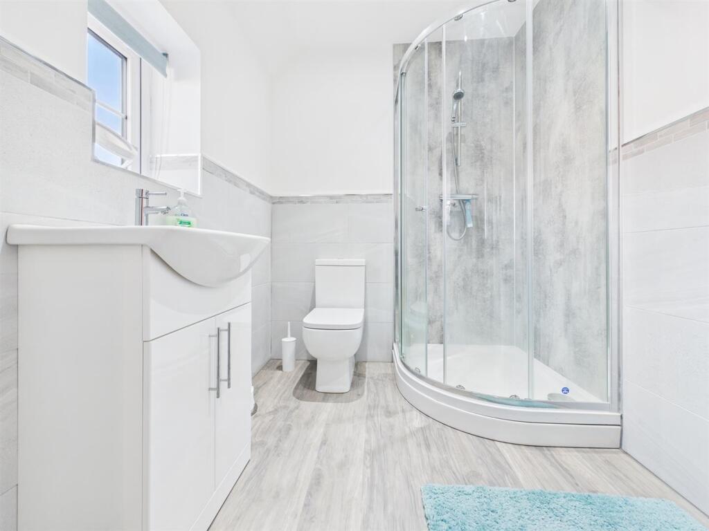 En Suite: