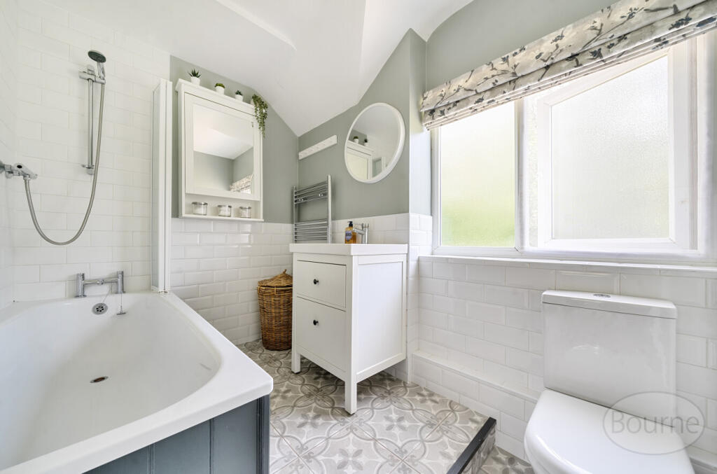 d93a3079-eb40-434...