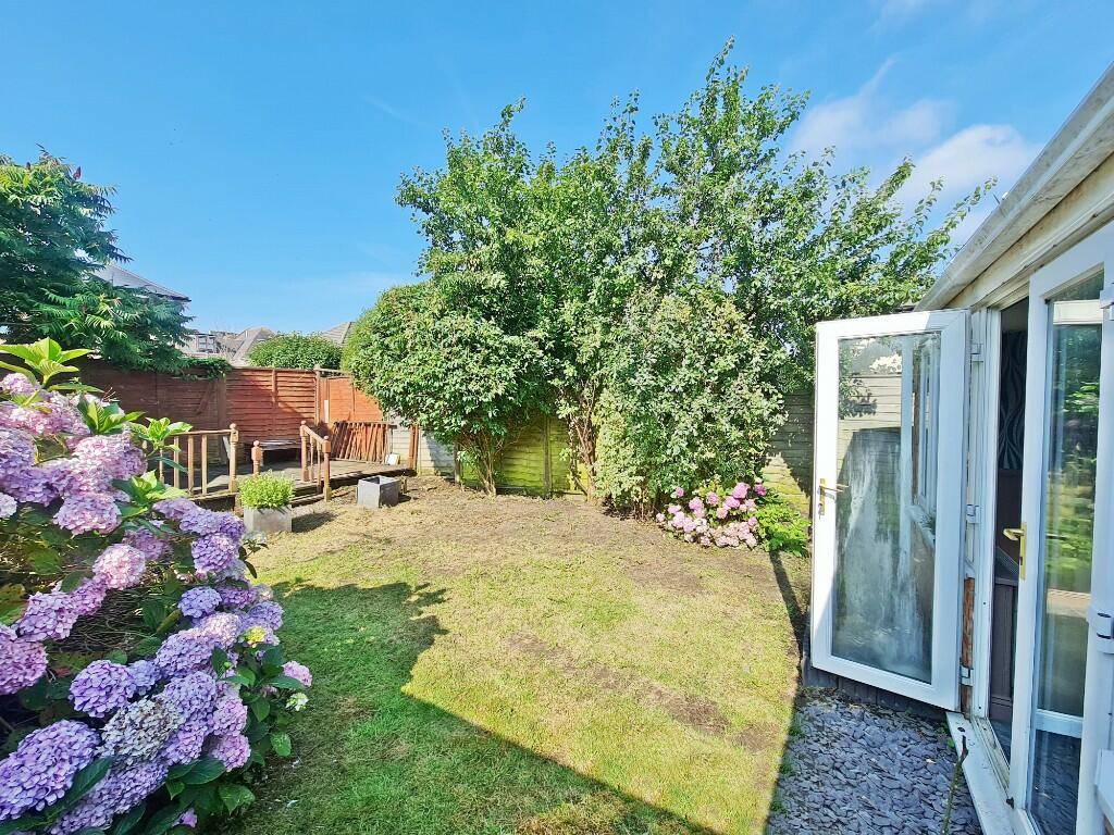 Southerly Garden