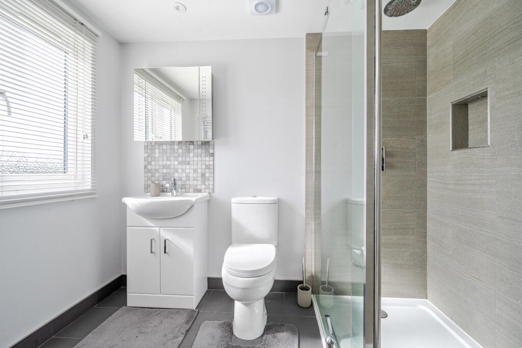 1354300-23-68c7f1...