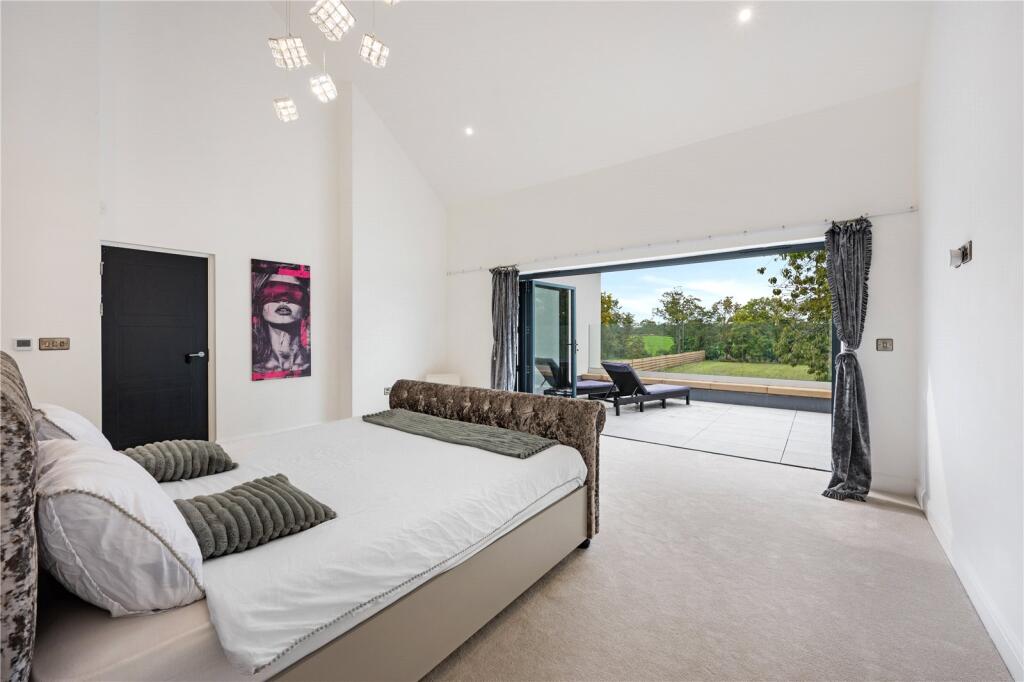 Principal Bedroom