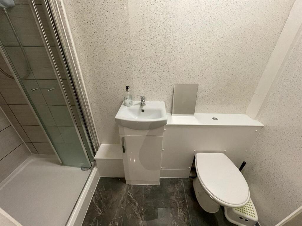 ba3d3b93-edb1-4c9d-a07c-f096e26d0e0a.jpg