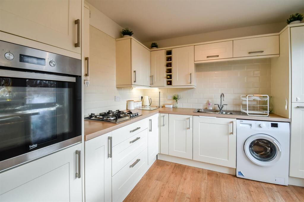 Kitchen / Breakfast