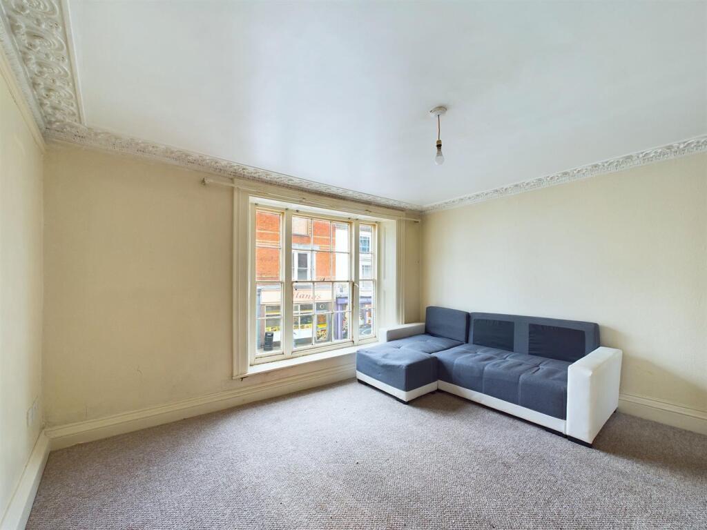 Flat 1 Studio Bedroom/Living