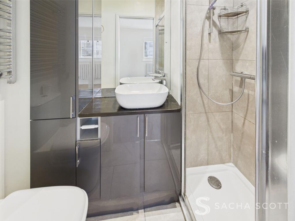 Bedroom 2 En-Suite