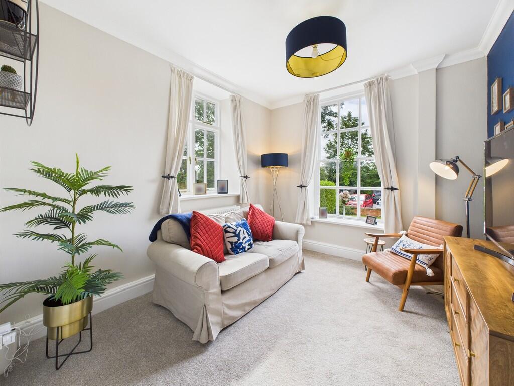 CAM02854G0-PR0401...