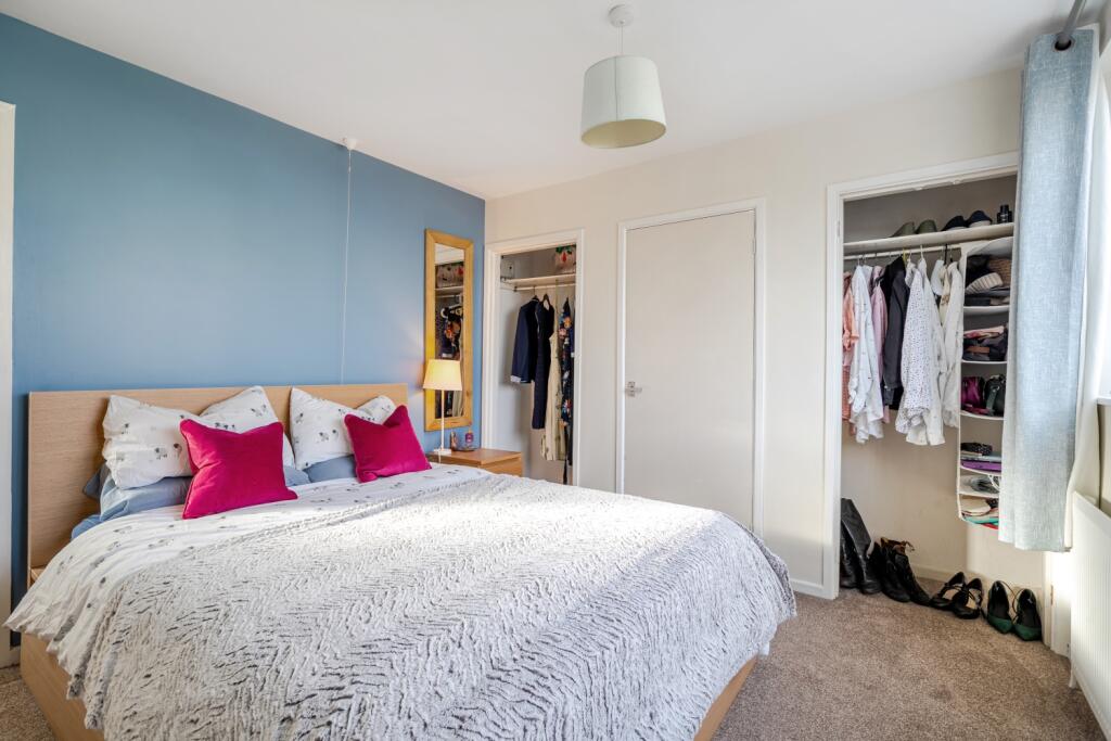 Master Bed 1