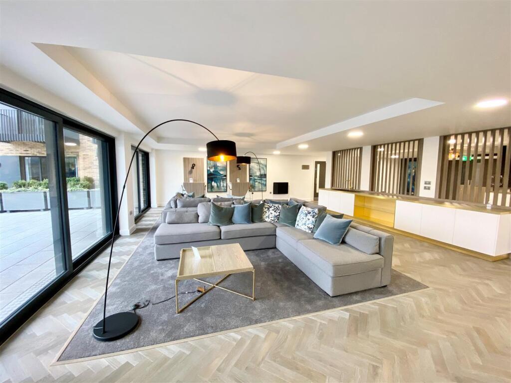 Residents lounge 2