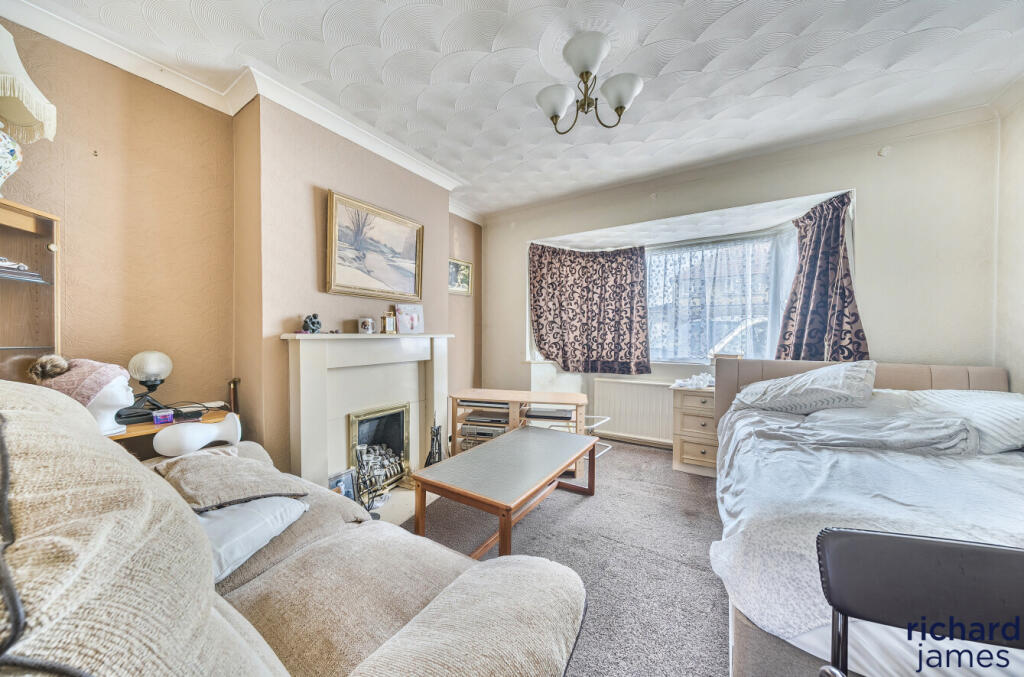 196cfc6590334f73af249dfb6d102d73