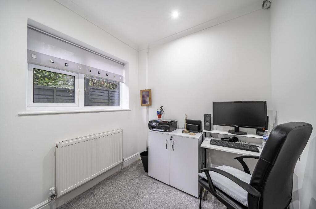 Davidson Frost-Wellings, DFW, Clamp Hill, Stanmore