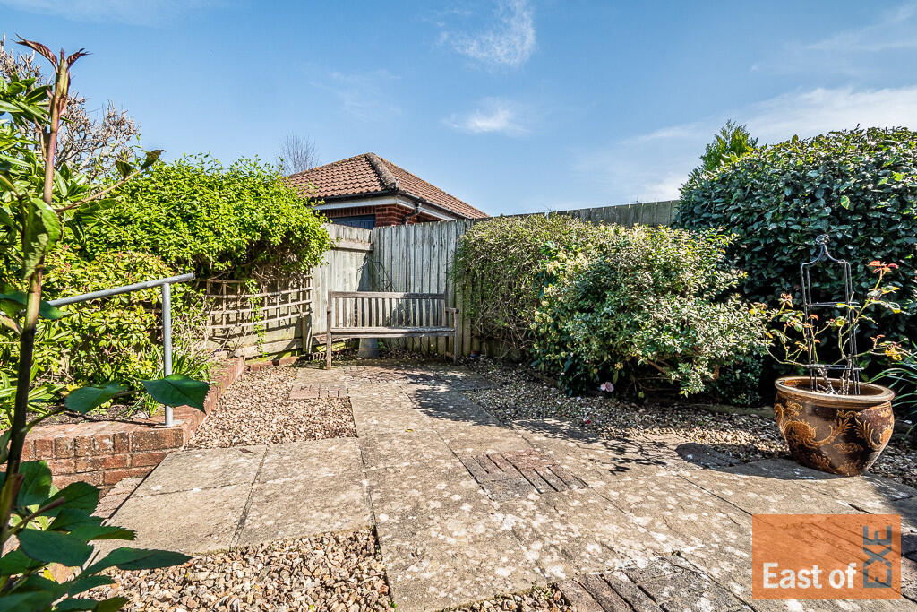 14 Orchard Way - ...