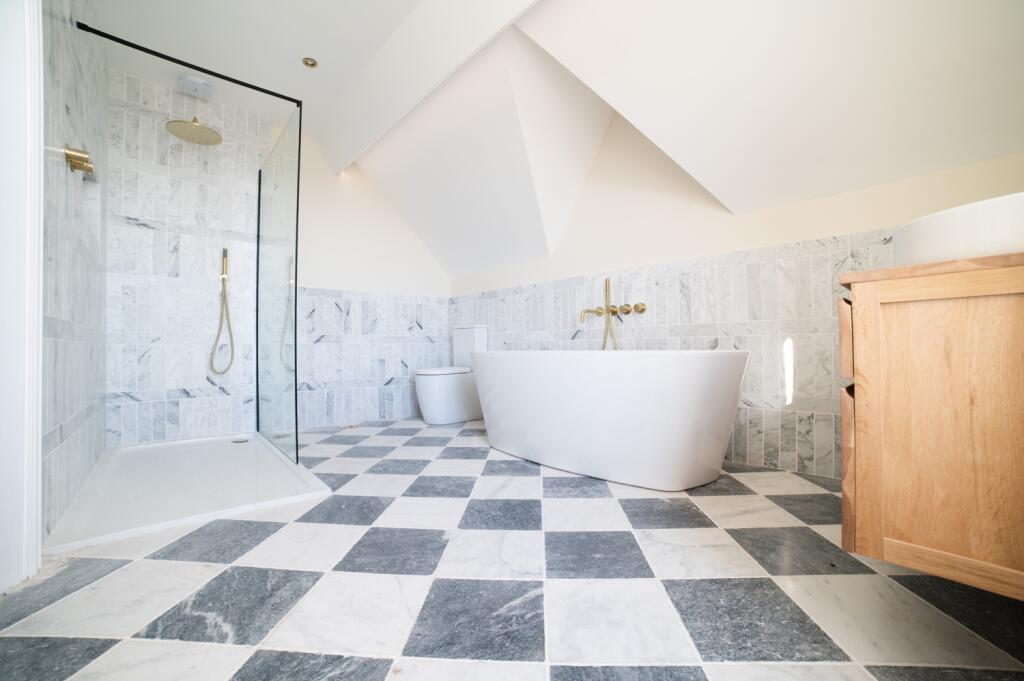 Call 02920 454555 to secure your viewing_3