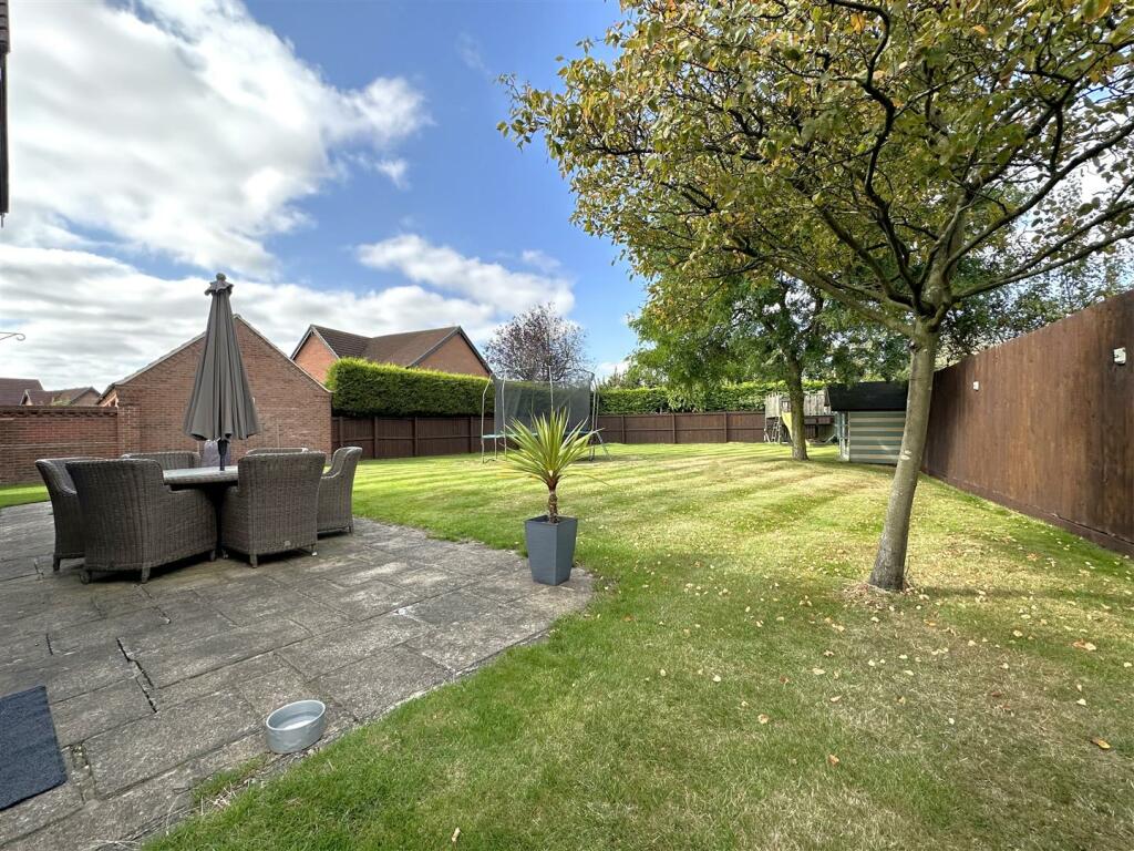Private Rear Garden 359