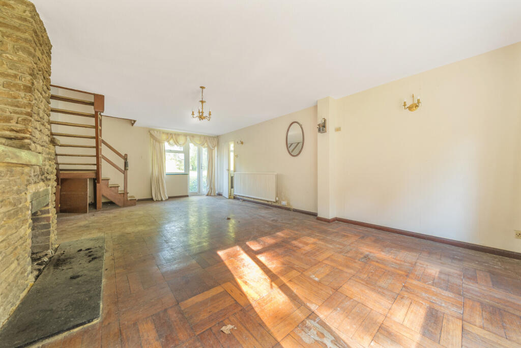 1295165-12-682770...