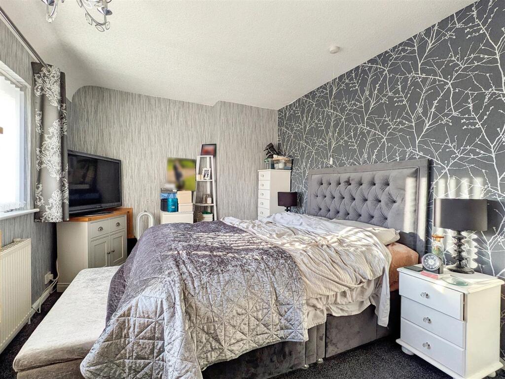 Bedroom One_2.jpeg