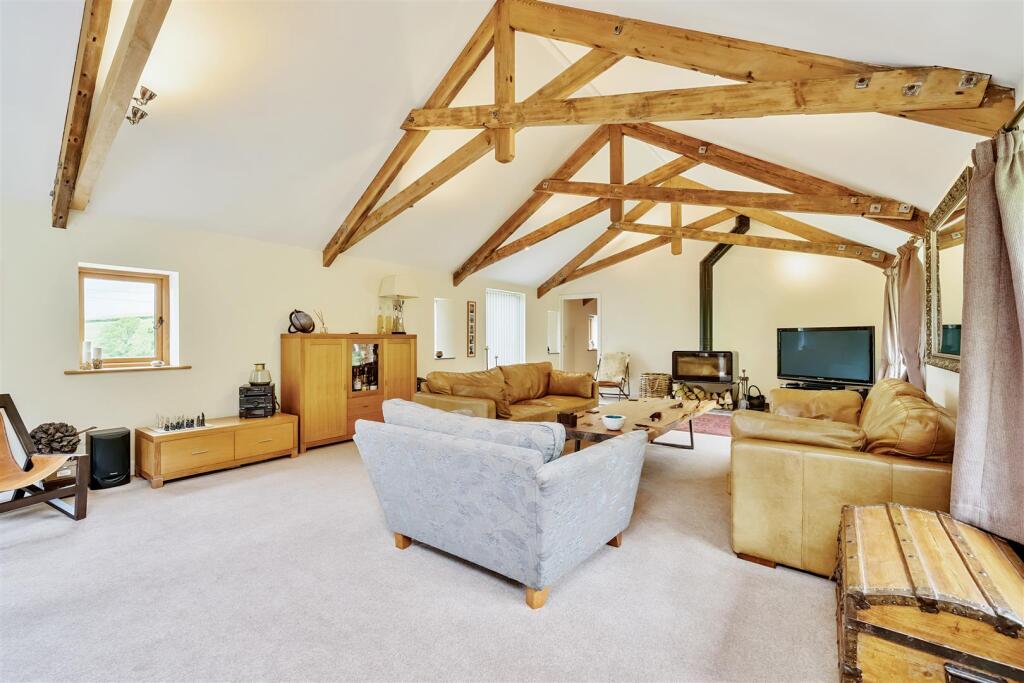 Monkey oak lounge.jpg