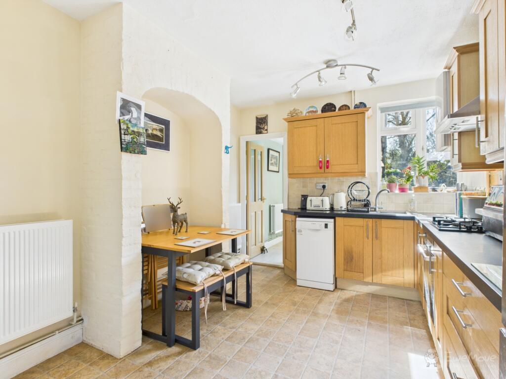 Kitchen- Mark Stephens EweMove Newmarket and Soham