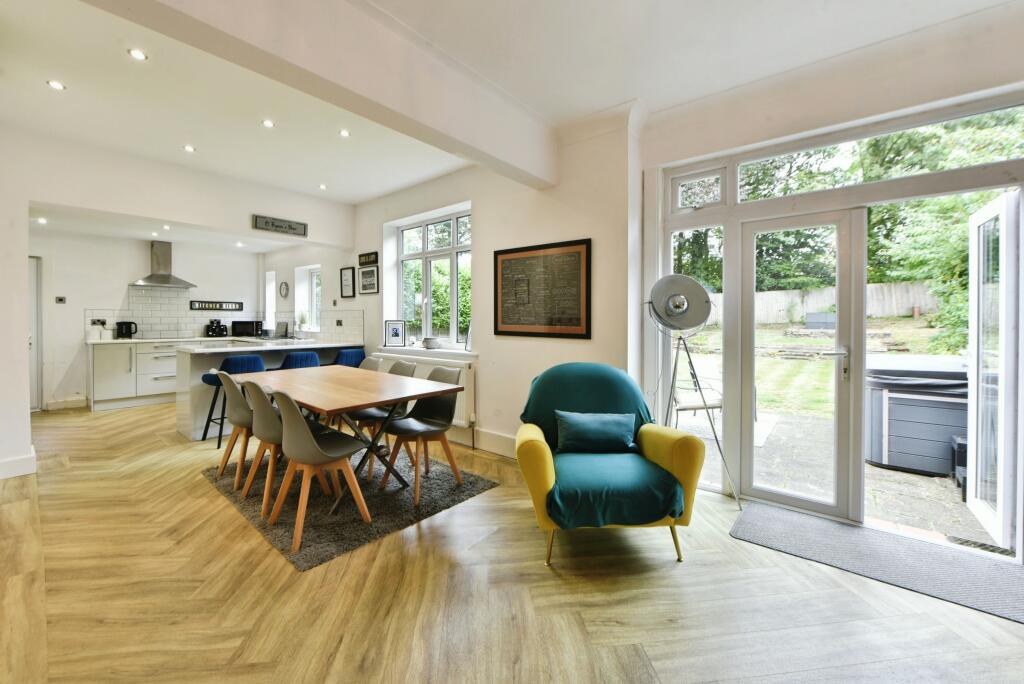 Dining / Family Room