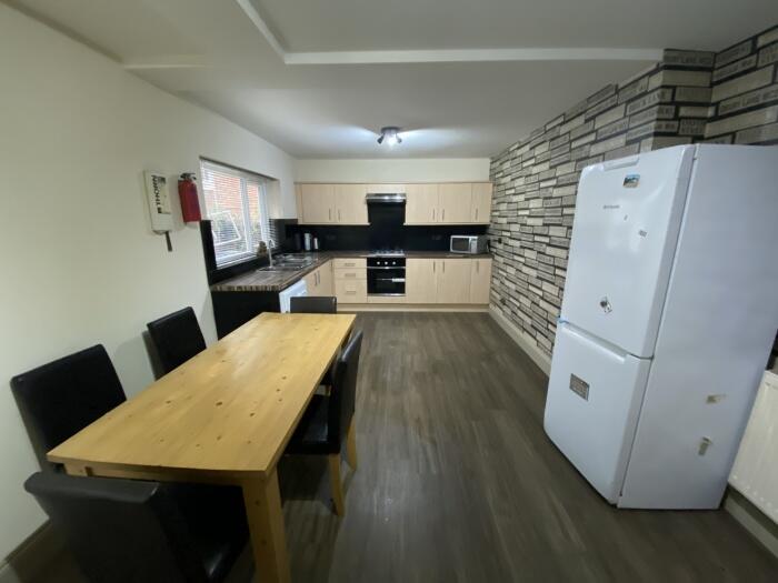 Room 3, 12 Lovat Road