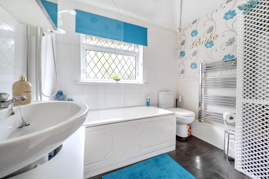 1342064-4-68a48d82832d2