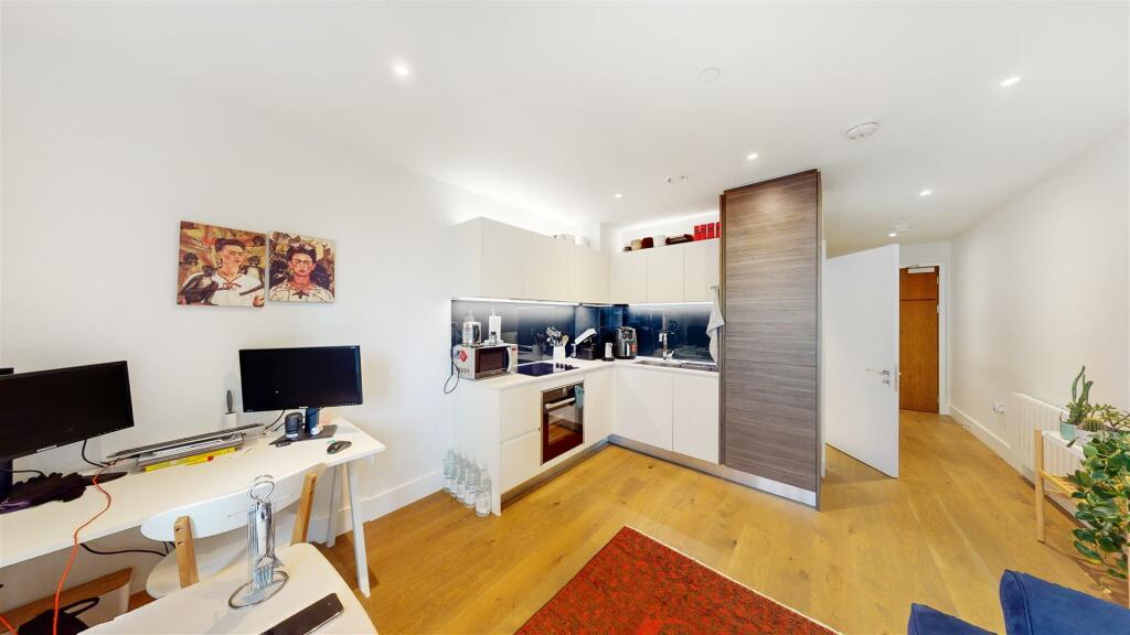 Flat 401, Cottam House - IIhrCD5NfnwWl0A0Qz0H.jpg