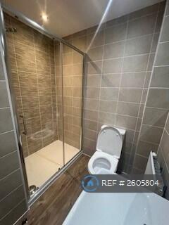 Master Bedroom En-Suite